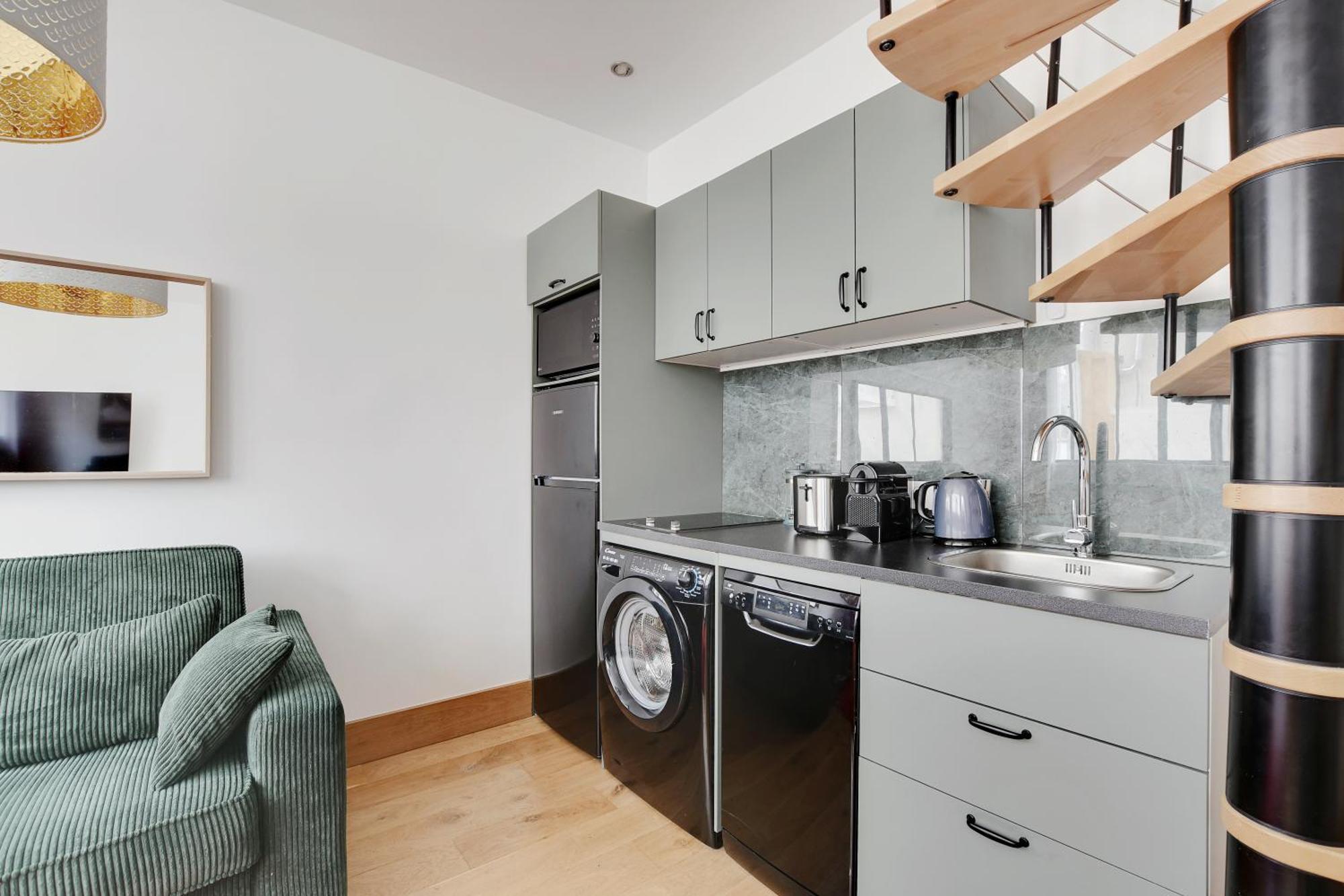 Pick A Flat'S Apartments In Montmartre - Rue Des Cottages Paris Exterior photo